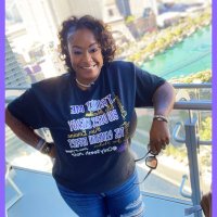 justagirlwithher📚🎧is live @Hive 🐝❤️🧡💛💚💙(@only1leesh) 's Twitter Profile Photo