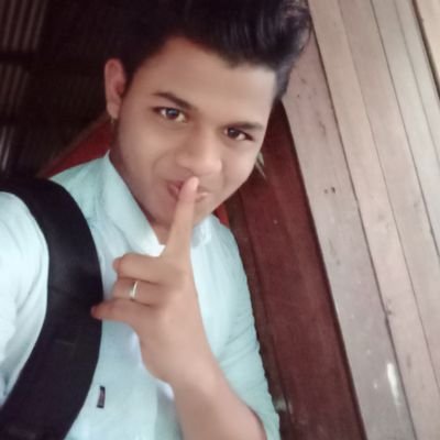 kyawwin32039362's profile picture. I am single bio