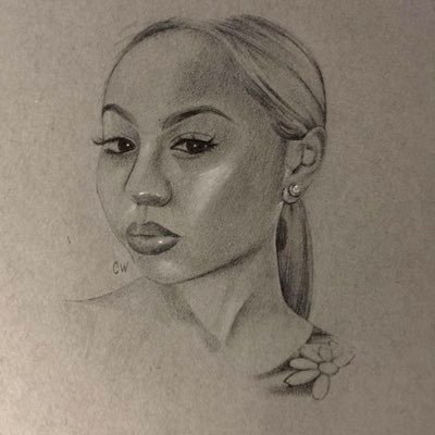 HeartMindSole's profile picture. The one. ✨