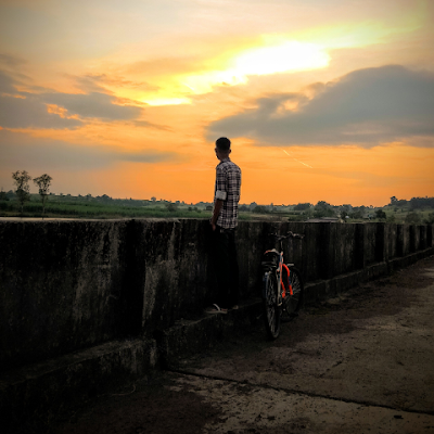 Kedarnath Lover 💝
Science Student 😇
Single Boy Single Life 🤗
My Dream Indian Army 😎
Cack 🎂 Marder 18 August 🥳