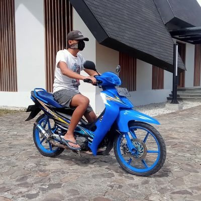 IlhamSa27991433's profile picture. Saputra