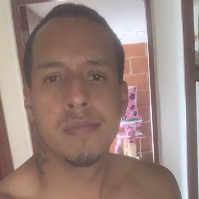 davidyusti83's profile picture. 