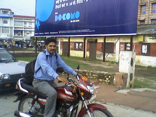 partha2673's profile picture. Engineer, Singer, book lover