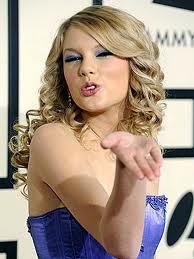 hi ! im a FAN OF TAYLOR ALISON SWIFT ♥♥ I LOVE HER SONGS SO MUCH !! ♥ --FOLLOW ME, ILL FOLLOW BACK--  =))
