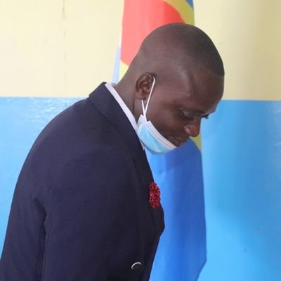 LundaSymphorien's profile picture. ingénieur en génie civil et entrepreneur