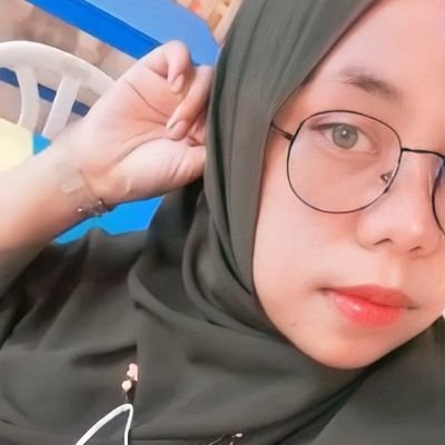 Luska_ARMY's profile picture. IG: @Lafxx95 

..Sᴛᴀʏ Cᴀʟᴍ ᴀɴᴅ Lᴏᴠᴇ Aʟʟᴀʜ..