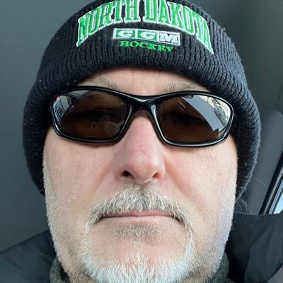 MarineDad21's profile picture. NEVER KNEEL, #MarineDad 🇺🇸 AF Vet, UNDAlumni ‘91, Fighting SIOUX & MN Wild 🏒Golden Retrievers 💛, Trap Shooting, #SIG, #Beretta, Rock-N-Roll, Typos expected
