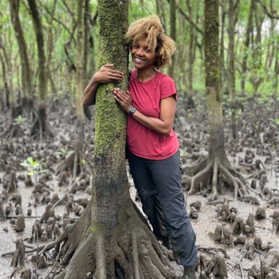 Earth scientist at @NASAGoddard @GEDI_Knights Satellite & airborne remote sensing, #forests, #mangroves and #coasts. She/her/hers🇺🇸🇳🇬🇩🇪Views are my own