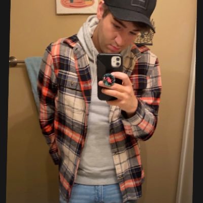 J_Pain's profile picture. 20something | do what you feel