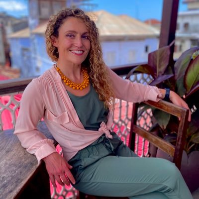 Creating a more connected world. Founder of Connection Feast: Deep guided conversations & events proven to help you experience meaningful connection.