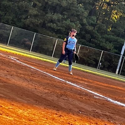 Khloe is class of 2028 . Va legacy elite 18u .Her primary position is third , she also pitches, catches . xylinaprincess@gmail.com