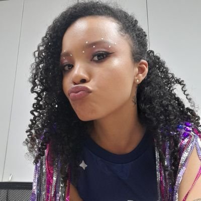 JuliaBarghouti's profile picture. 🦋 | 23