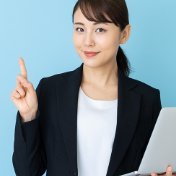 看護師の方へ向けて「診療報酬」の基本からわかりやすく解説していきます！改定によって皆さんに関わる内容も出てきます。知識をもって従事していきましょう！