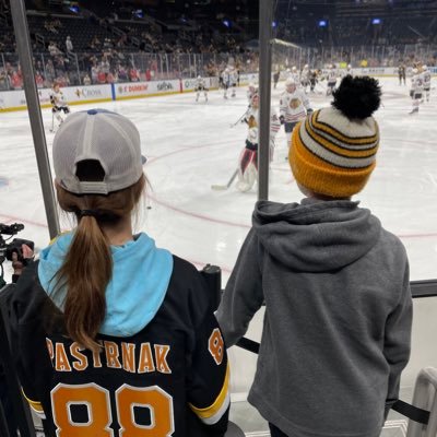 hockeymainia's profile picture. 