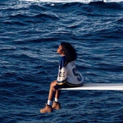 6ethez's profile picture. here to vent and laugh