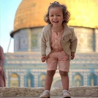 عَسَّانَا يَارِبِ انْ نَلْتَقِي بِ اِمْنِيَّاتِنَا قَرِيبًا وَنَشْعُرَ وَلَوْ لِمَرِّهِ انْنَا جَبَرْنَا✨🩵،
FNMU31💉🥼