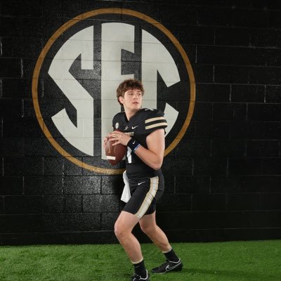 Highland Park ‘23 | 3⭐️QB | QB @VandyFootball | Product of @Air14Football