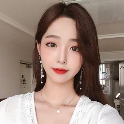 ayane16190568's profile picture. 