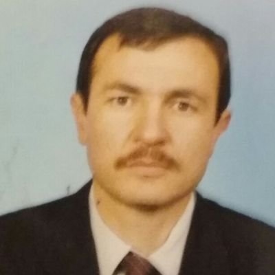 Millî konulara duyarlı
Haktan ve hakikatten yana.
Dindar.