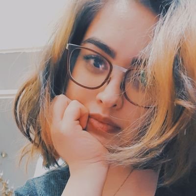 vida705557621's profile picture. Vida heidari