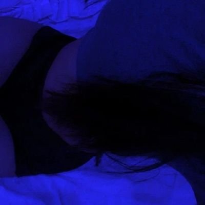 21 lat🫣seksowna i gotowa na sexting 🥵🤑po cennik pv