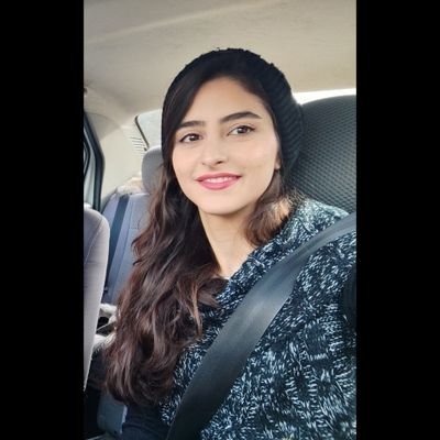 nazanin_fn's profile picture. همراه و همدرد باش، و نه رو مخ😅