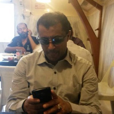 ناشط سياسي ، مدافع عن الوطن ،اليمن هو حزبي
ارفض كل ما يمس سيادة اليمن ويعبث بها ومقاوم لكل أشكال التمييز المناطقي أو الجهوي والعنصري
اؤمن بيمن اتحادي
