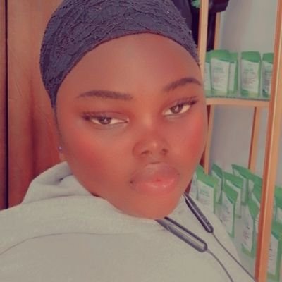 midzain1's profile picture. 