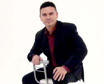 Nuevo Club de Fans dedicado a uno de los seres humanos mas lindos que existen Claudio ALcaraz Vocalista de La Adictiva Banda San Jose de Mesillas