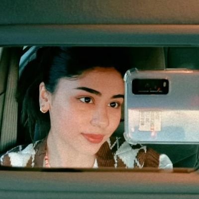 FaiqaSyedAli2's profile picture. I'm the problem it's me