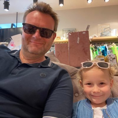 Yanicn's profile picture. Logistics professional - Football fanatic - Travel addict - please enjoy life