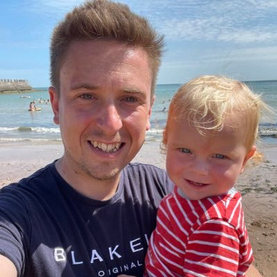 Headteacher in East Kent. Non-league football follower and father of 3.