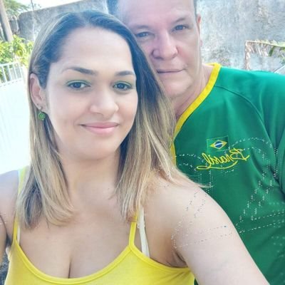 Cristã, Bolsonarista, Casada, Mãe de 3, Amo a Israel!