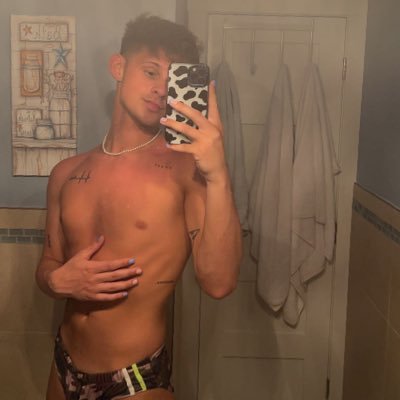 lucascannon22's profile picture. new account since I lost my old one @ 18k🥺