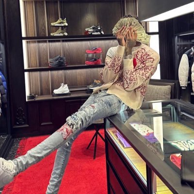 callmeglacier1's profile picture. 