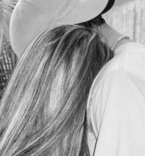 Não importa se você é um herói ou um vilão,
 na sociedade você sempre será o contrário. #UniaoDoTwitterSegueEuSigoDeVolta