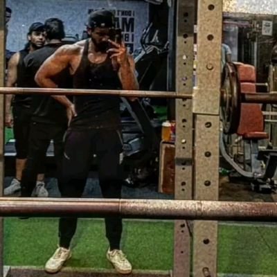 jaaanabe's profile picture. Likho dil khul ke 
jo kitabon me nah 
ho wooh yaha likhdo .