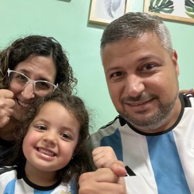 lkslichi's profile picture. ...