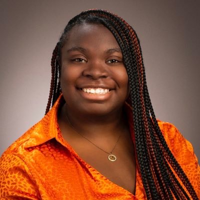 M.S.Ed 💚NMU Alumna💛 ❤️SIUC Alumna🖤POC Protector✊🏿