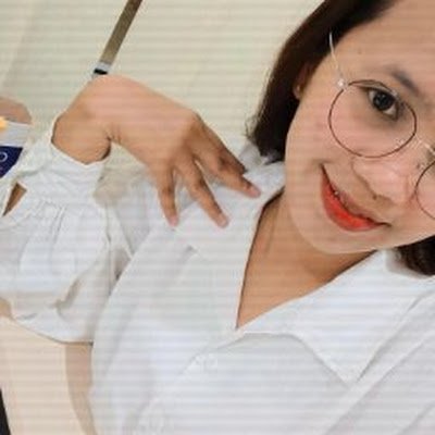 lenasimanjunta9's profile picture. 