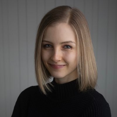 elenavanstee Profile Picture