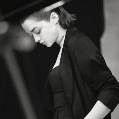 FaceOfNotToday's profile picture. "Ғear cυтѕ deeper тнan ѕwordѕ." | Мedιeval: @NeedleAndDead | 21+ #SmutlessRP #GoT #ASOIAF #ModernAU MV/SS #Ғaĸe