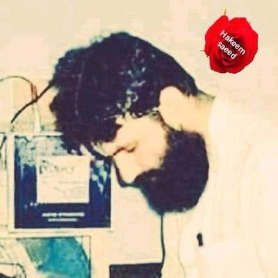 🌹چا سره مې وکړ او له چا سره پکار ؤ عشق خو فقط ربه! بس لتاسره پکار ؤ🌹