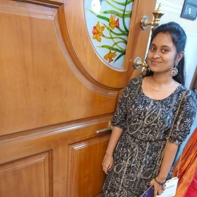 sHaNu18_s's profile picture. Indian |https://t.co/G4h3DLwSP9|An educator/trainer/movie lover|👍Responsible In nature|@ telegram |#no attitude|♡music|🤲 fa sure |#Down 2 EaRTh GiRL|LiFe sUckz smtYm