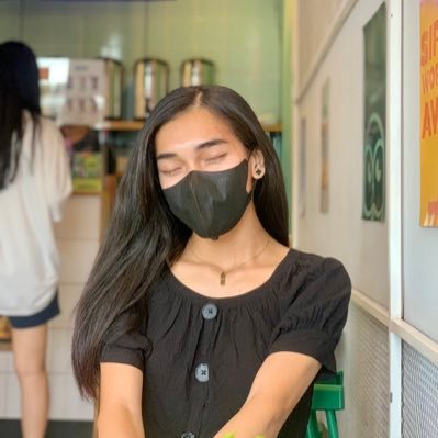 tineluvxs's profile picture. 