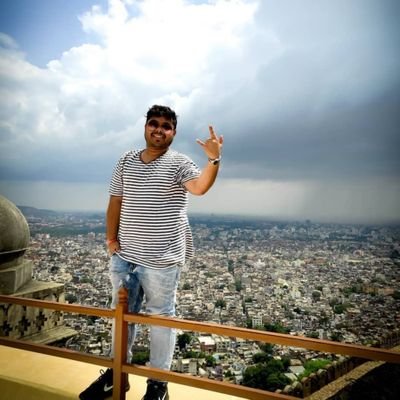 HimanshuMundhr8's profile picture. Chartered Accountant 🎓