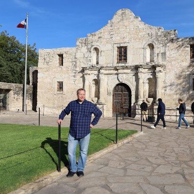 FortunateFalcon's profile picture. God loving American Constitutionalist. Love it or leave it. No Dems, no porn and men posing as females. Don't try to sell me cryptocurrency or bitcoin.