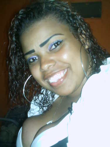 OLHANDO MEU SORRISO PERCEBE-SE O TAMANHO DA MINHA FELICIDADE....