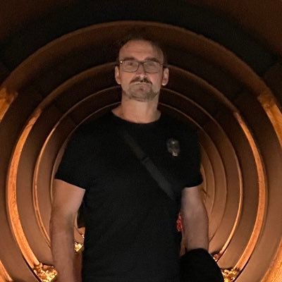 almondus's profile picture. Anonymous psychiatrist