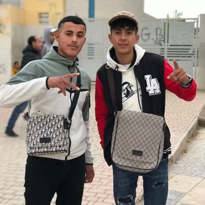 Karim 💔🖤✨صدقني .. ان محاولة الاهتمام بشخص لا
 يهتم بك كمحاولة اعطاء الدواء لشخص ميت...
✨ᵇᵉˡⁱᵉᵛᵉ ᵐᵉ..ᵗʳʸⁱⁿᵍ ᵗᵒ ᵗᵃᵏᵉ ᶜᵃʳᵉ ᵒᶠ ˢᵒᵐᵉᵒⁿᵉ ⁱˢ ⁿᵒᵗ
 ʰᵉ ᶜᵃʳᵉˢ ᵃᵇᵒᵘᵗ ʸᵒᵘ,
